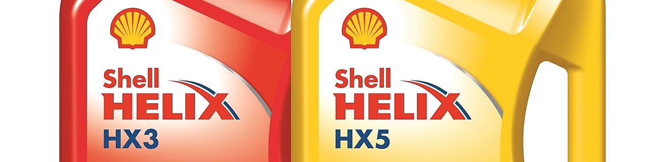 Deux bidons d'huile moteur Shell Helix minérale